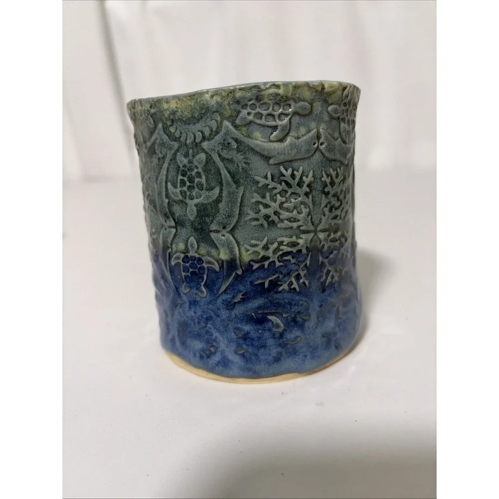 Studio Art Pottery Handmade Ceramic Vase Pencil Holder 4in Blue Sea Life Turtle